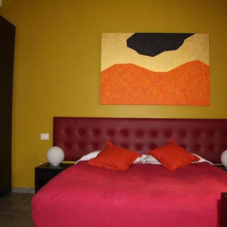 Bcomfort Hotel กาญารี ภายนอก รูปภาพ