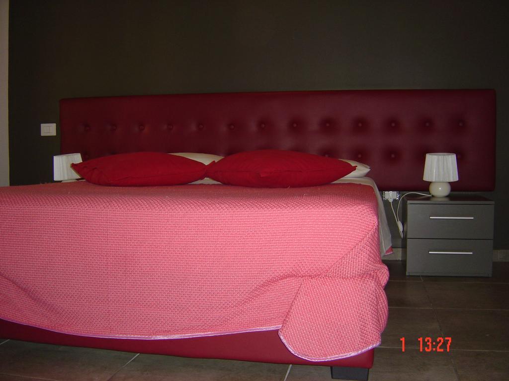 Bcomfort Hotel กาญารี ห้อง รูปภาพ